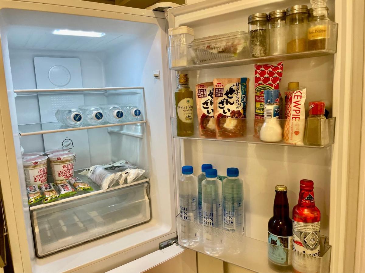 Small Villa Tokyo 渋谷まで2駅10分 青山一丁目駅徒歩3分一軒家ペット歓迎お子様歓迎駐車場あり6人までok Bagian luar foto