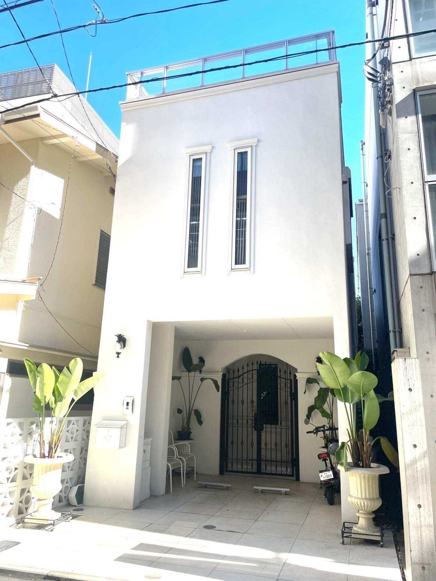Small Villa Tokyo 渋谷まで2駅10分 青山一丁目駅徒歩3分一軒家ペット歓迎お子様歓迎駐車場あり6人までok Bagian luar foto